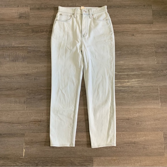 Madewell Jeans Size 27 The Mom Jean high wasted light wash EUC - Picture 3 of 13